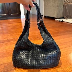 Bottega Veneta Medium Campana Hobo